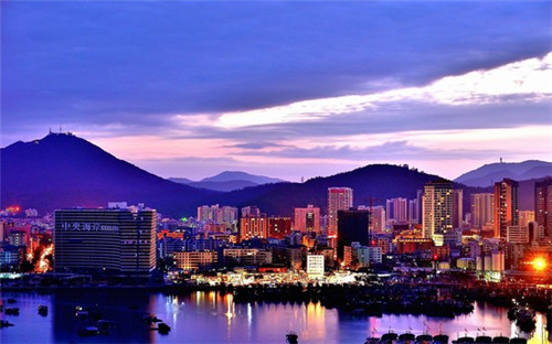 在宁强县加盟汪保来糕点什么位置生意好，宁强县投资蛋糕创业怎么样