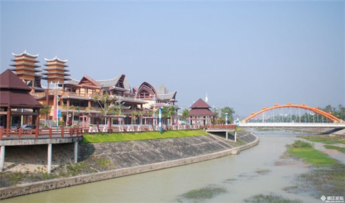 奶茶知名不错加盟品牌有哪些，开家澜泊湾奶茶加盟店靠谱吗