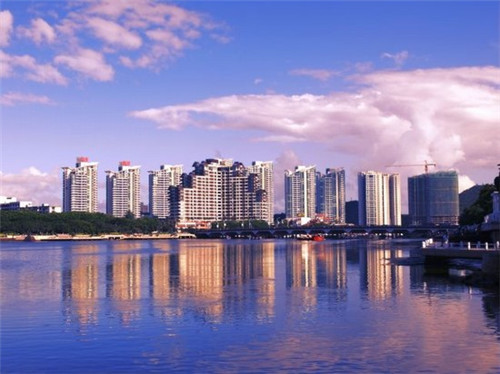 深圳南站哪里好玩（深圳南站火车站在哪里）